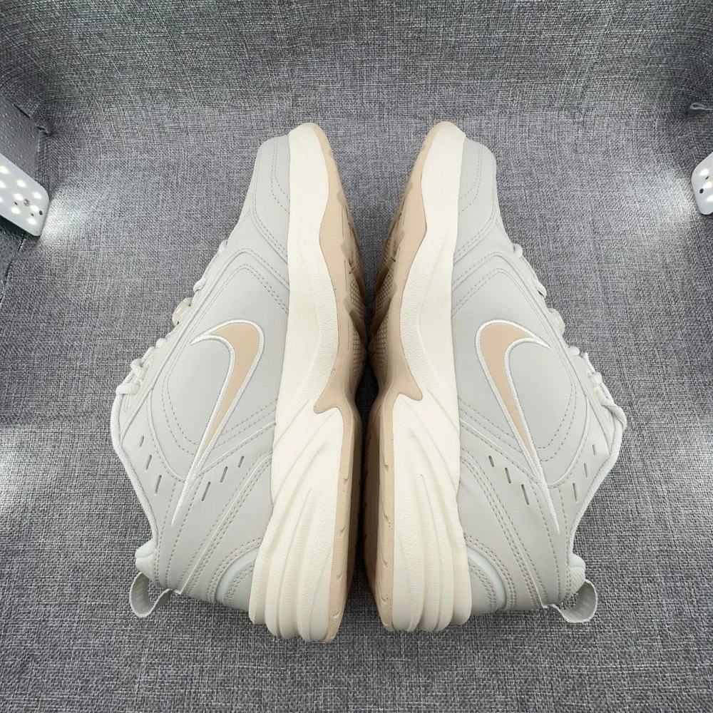 Nike Air Monarch IV Dad Sneakers Mens 9.5 Light Bone Sanddrift 415445-004 NEW